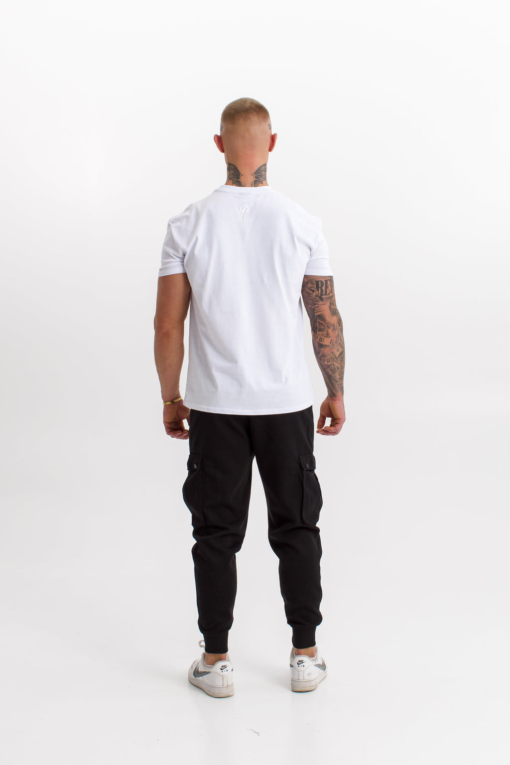 The Tailored Tee - Sigma - 